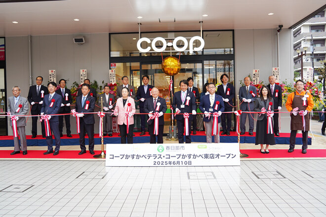 コープかすかべ東店　外観
