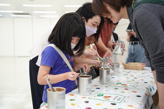 うま味・栄養のひみつ　味の素株式会社